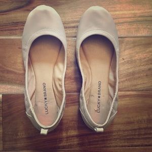 Lucky Brand nude leather flats